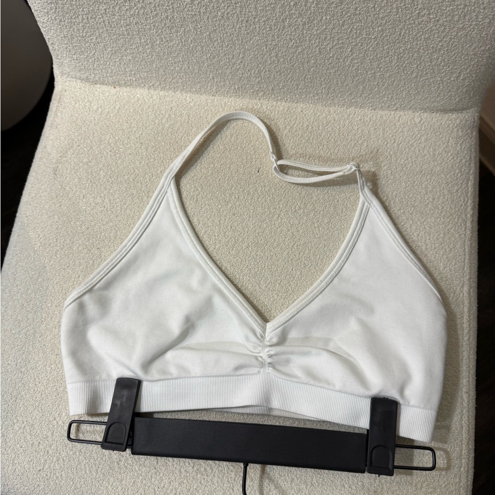 Alphalete Halter Bra - White